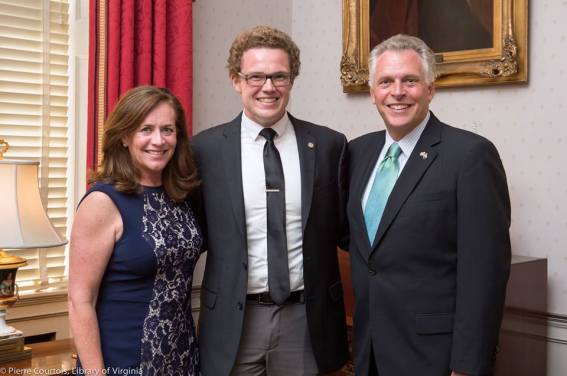 1513208_10207290801612305_2566840201669784462_n